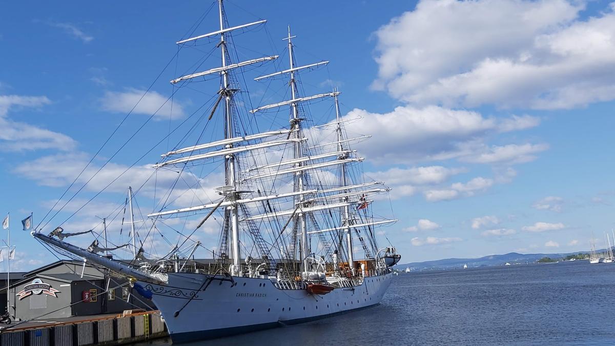 Bluescruise med Christian Radich: Stein Stokke & the Engine